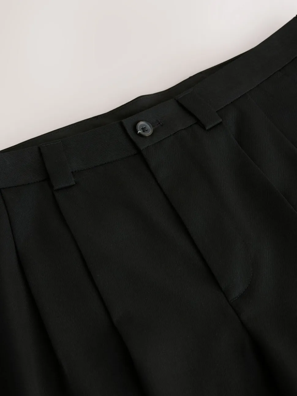 Zwart - EDIT Baggy Fit Formal Shorts