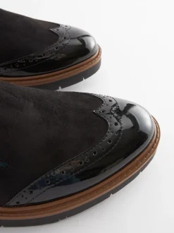 Zwart - Forever Comfort® - Loafers met brogue-details en dikke zool