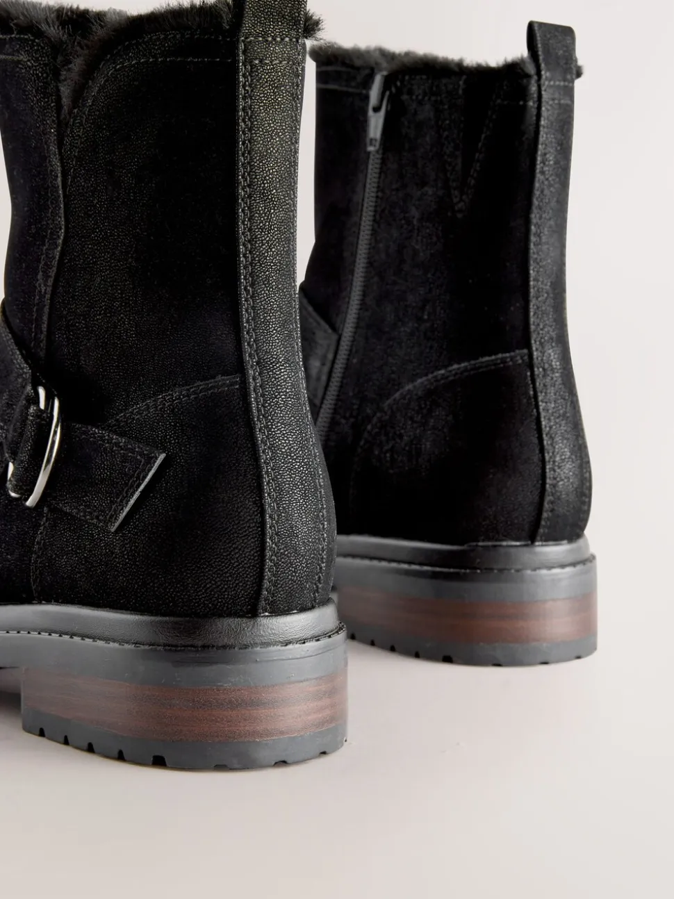 Zwart - Forever Comfort® Faux Fur Hardware Ankle Boots
