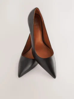 Zwart - Leren spitse pumps