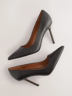 Zwart - Leren spitse pumps