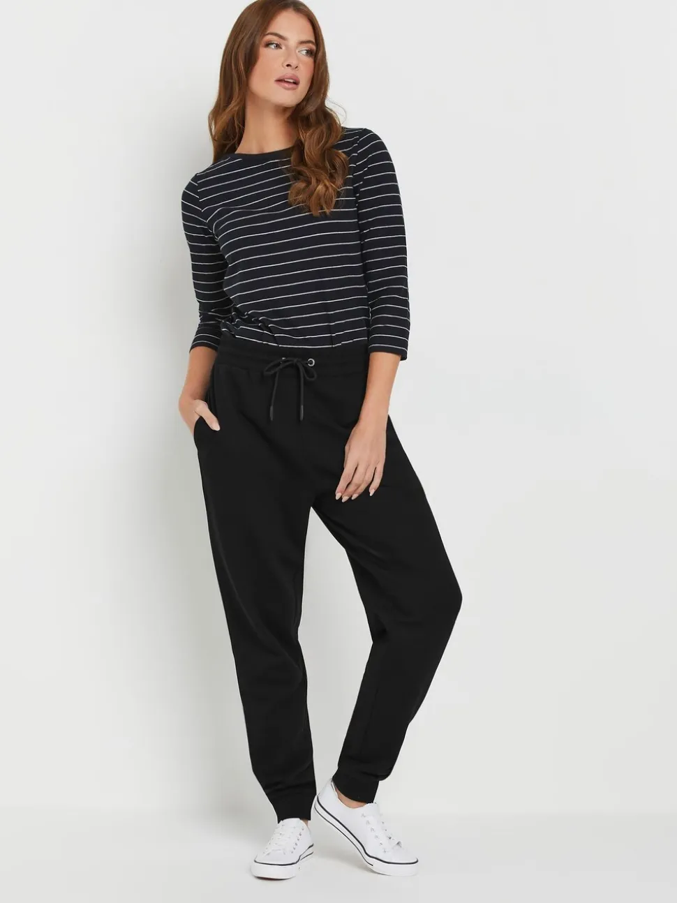 Zwart - M&Co joggingbroek met boorden en trekkoord
