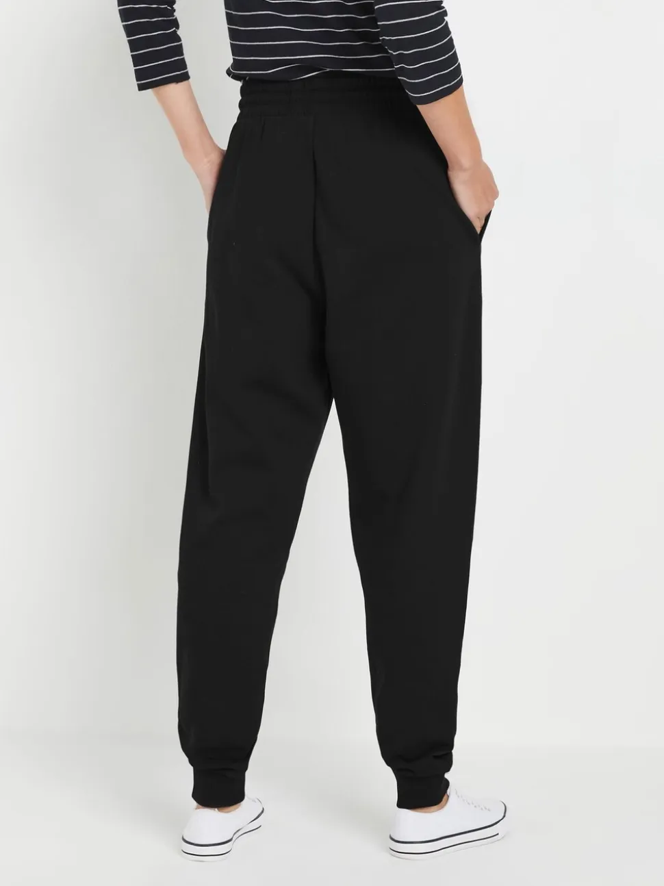 Zwart - M&Co joggingbroek met boorden en trekkoord