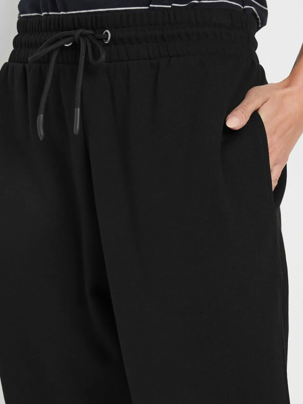 Zwart - M&Co joggingbroek met boorden en trekkoord