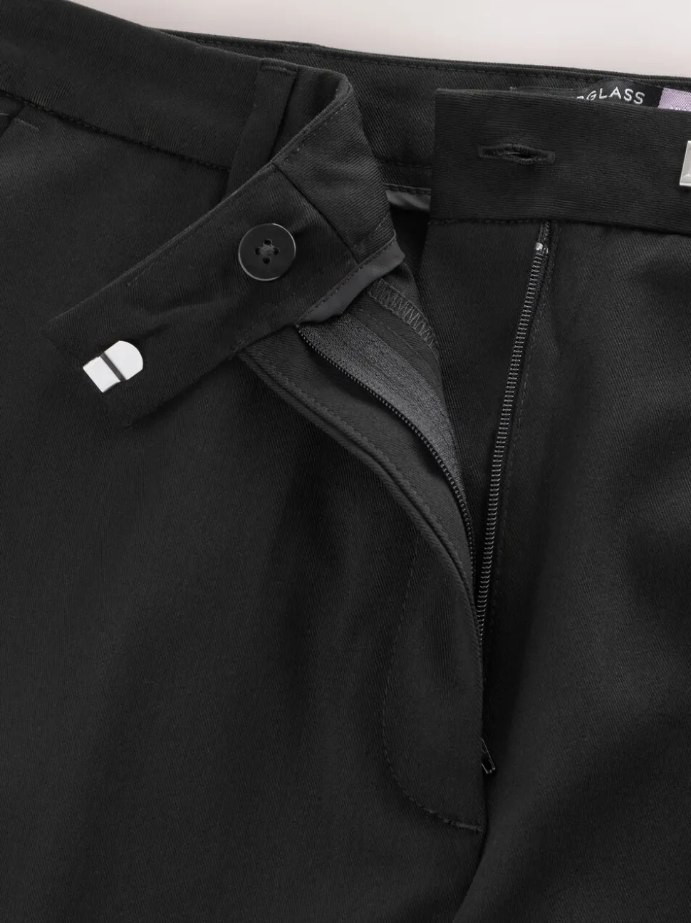 Zwart - Modieuze Hourglass broek met bootcut