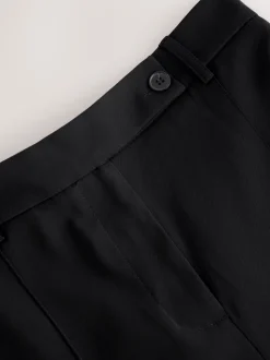 Zwart - Modieuze lange shorts