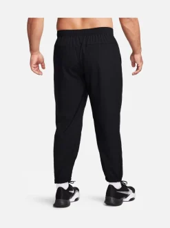 Zwart - Nike Dri-FIT Form trainingsbroek met taps toelopende pijpen