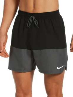 Zwart - Nike musthave volley-zwemshort van 5 inch