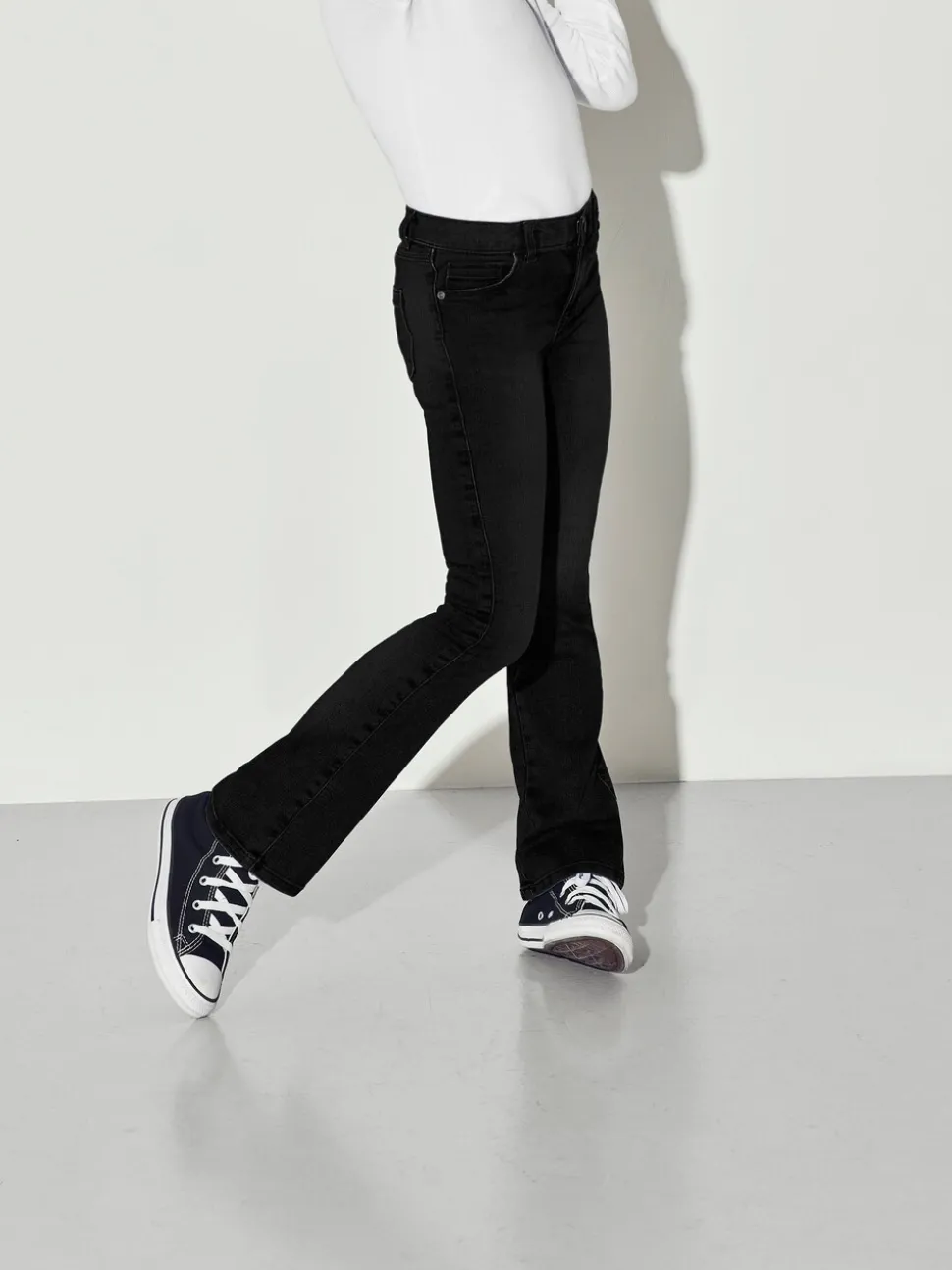 Zwart - ONLY - Kinderjeans met uitlopende pijpen en verstelbare taille