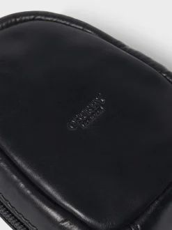 Zwart - Osprey London Leather Charger Pouch