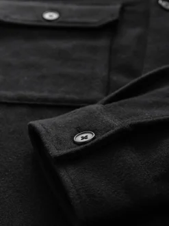 Zwart - Overshirt met twee zakken en wol