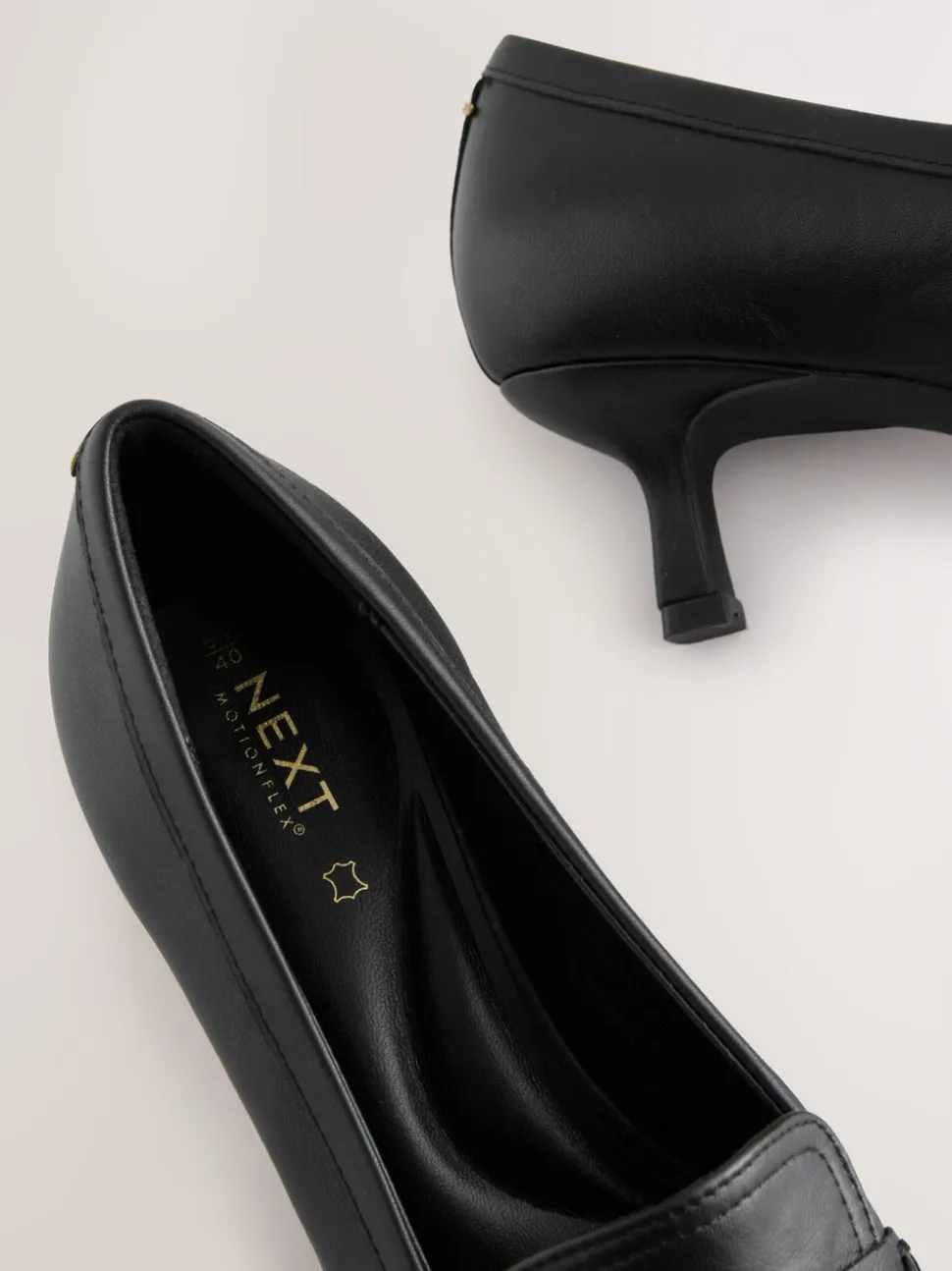 Zwart - Premium Leather With Motionflex Point Toe Tassel Heels Loafers