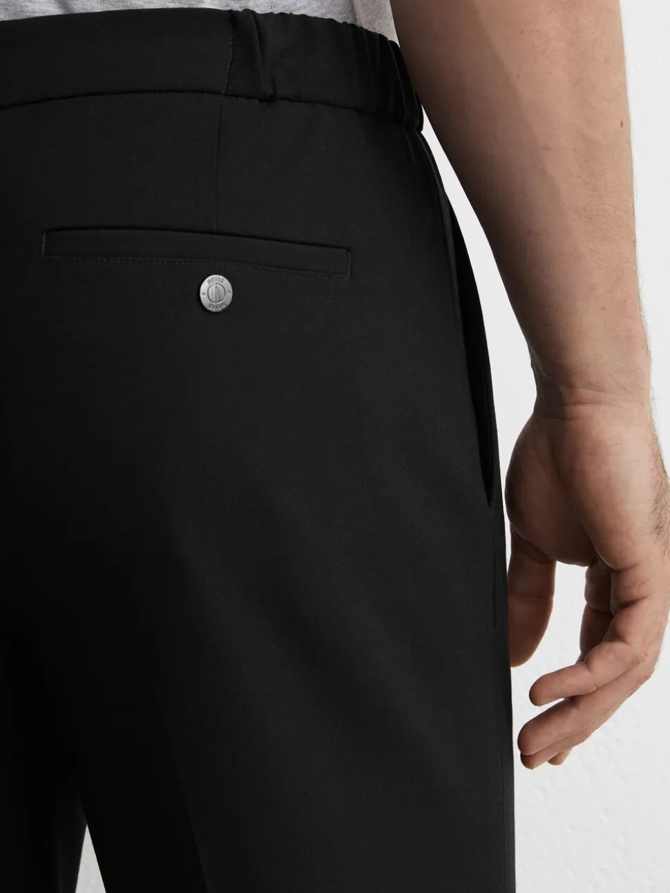 Zwart - Reiss Found stretchy slim fit broeken met trekkoord