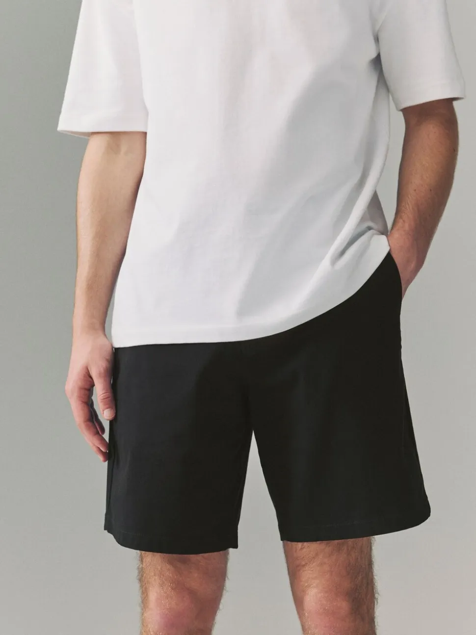 Zwart - Relaxed fit - Chinoshort met stretch