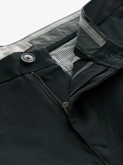 Zwart - Relaxed fit - Stretchy chino
