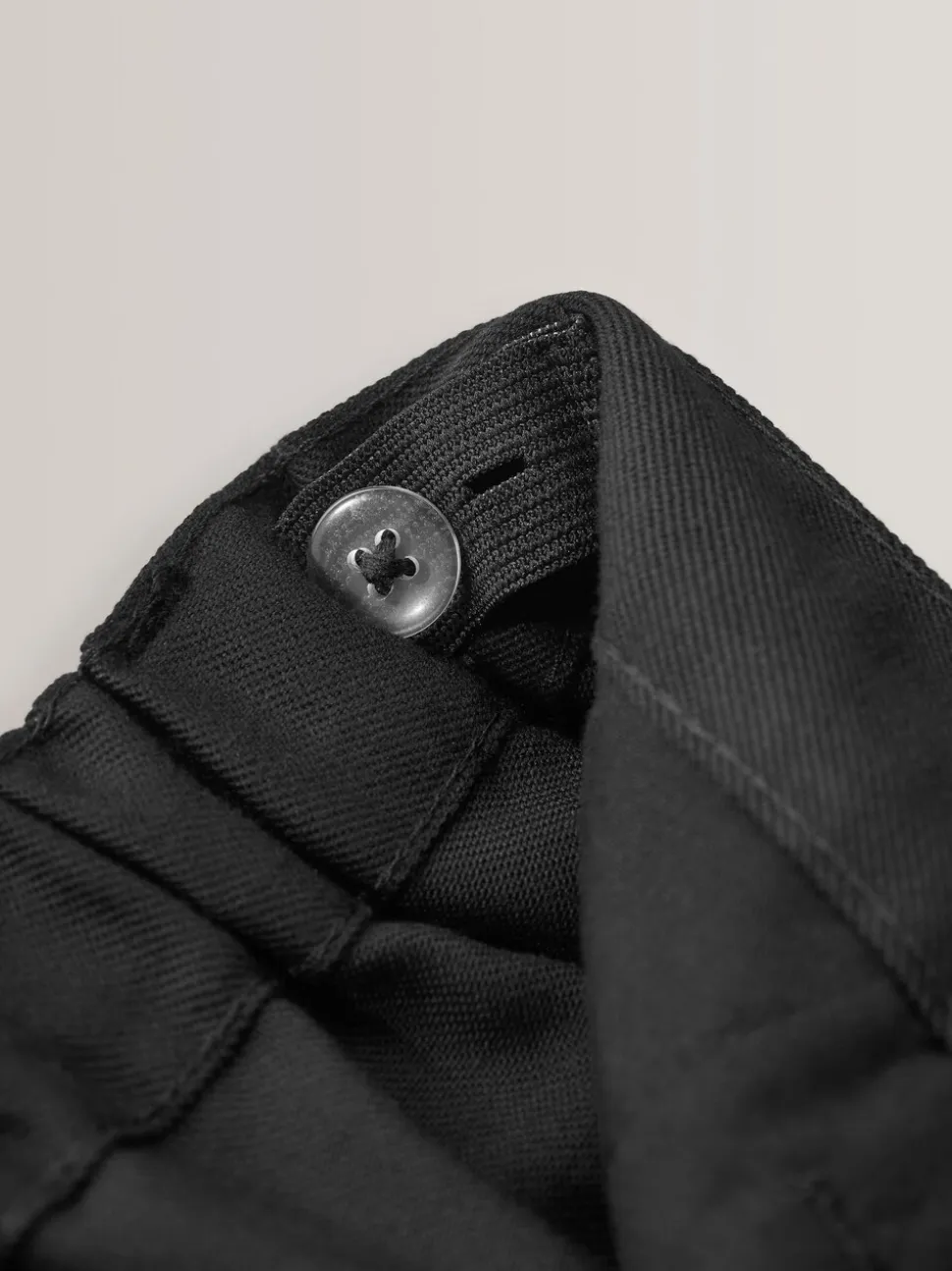 Zwart - Schoolbroek met geplooide voorkant (3-17 jr)