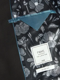 Zwart - Slim Fit - Kostuum met twee knopen: colbert