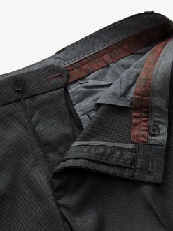 Zwart - Slim Fit - Modieuze broek met textuur