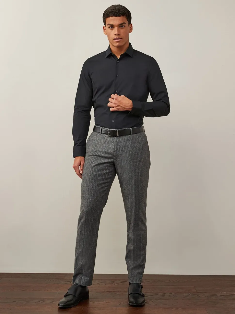 Zwart - Slim Fit - Strijkvrij net overhemd met enkele manchet