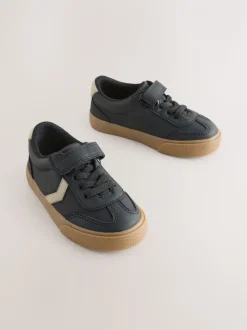 Zwart - Sneakers met klittenbandsluiting en elastische veters