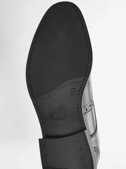 Zwart - Standaard pasvorm - Leren derby-brogues