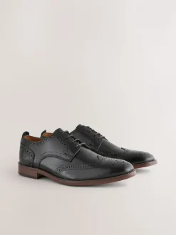 Zwart - Standaard pasvorm - Brogues van leer met contrasterende zool