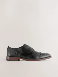 Zwart - Standaard pasvorm - Brogues van leer met contrasterende zool