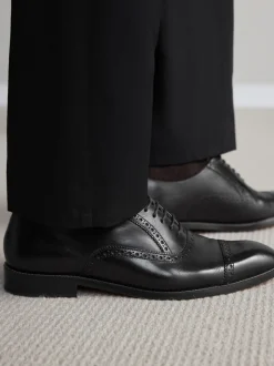 Zwart - Standaard pasvorm - Signature Italiaans leren brogues met gevleugelde neus