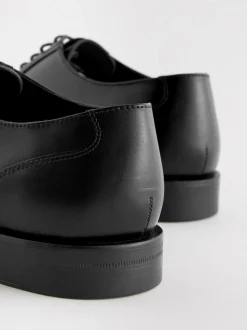 Zwart - Standaard pasvorm - Leren Oxford schoenen met neusstuk