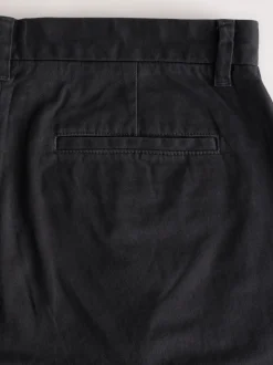 Zwart - Standaard toelopende pasvorm - Stretchy chino
