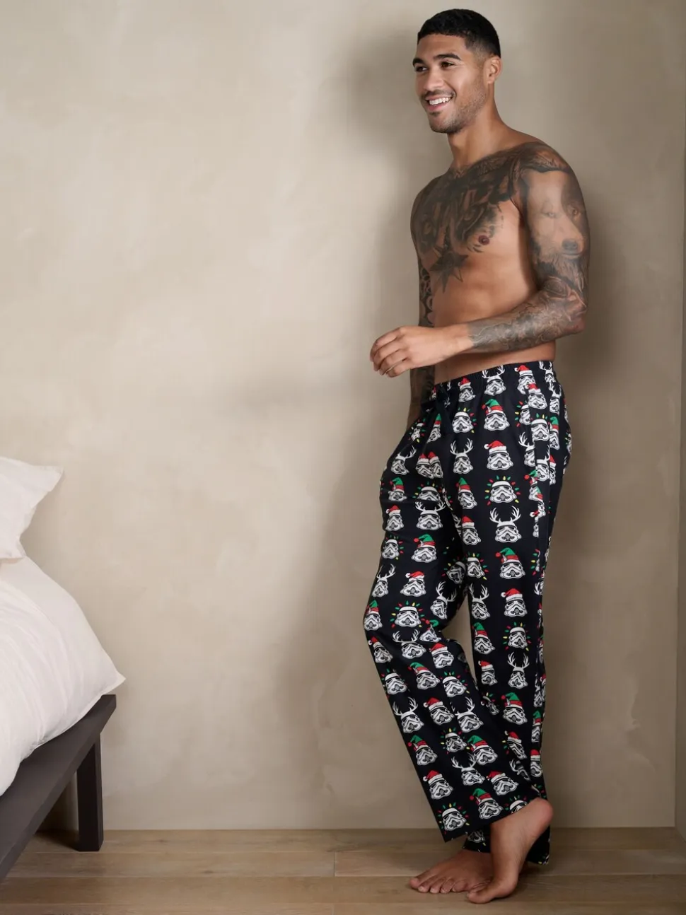 Zwart - Storm Trooper Printed Christmas Pyjama Bottoms