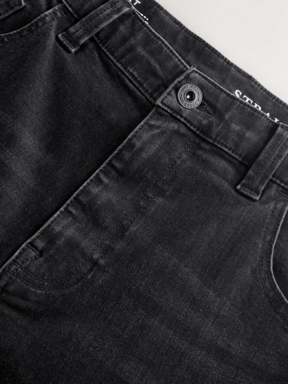 Zwart - Straight fit - Stretch denim short