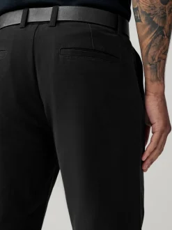 Zwart - Straight fit - Zachte chino met riem