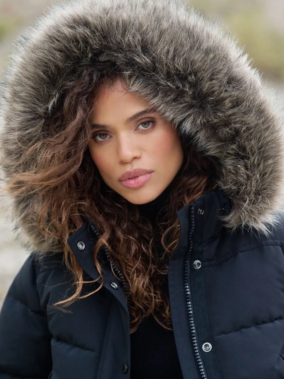 Zwart - Superdry Everest bomberjack met capuchon
