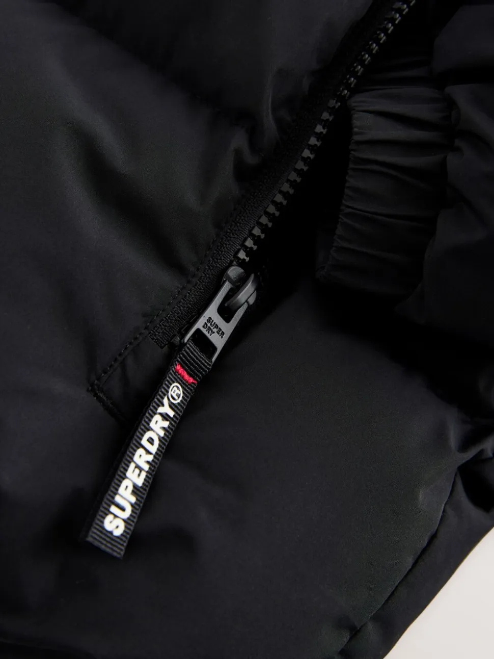 Zwart - Superdry Sports pufferjas