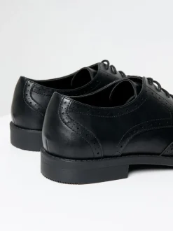 Zwart - Threadbare - Imitatieleren brogues