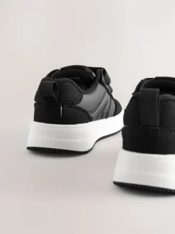 Zwart - Trainers met Klittenbandsluiting en twee banden