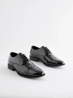 Zwart - Wijde pasvorm - Lakleren Oxford-schoenen met neusstuk