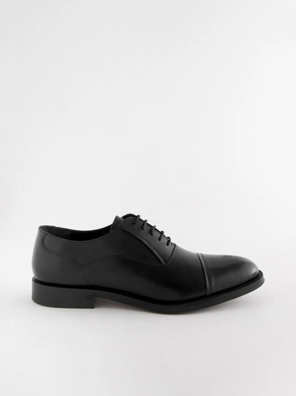 Zwart - Wijde pasvorm - Leren Oxford schoenen met neusstuk