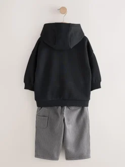 Zwart en grijs bedrukt - Set met hoodie en timmermansjoggingbroek (3 mnd - 7 jr)