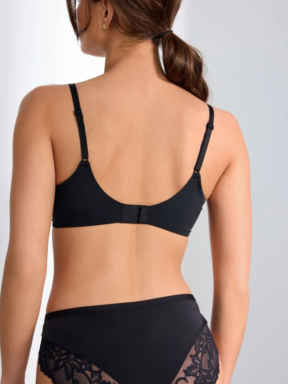 Zwart/huidskleurig - A-E Afvlakkende Ultimate Comfort Beha's 2 Verpakking