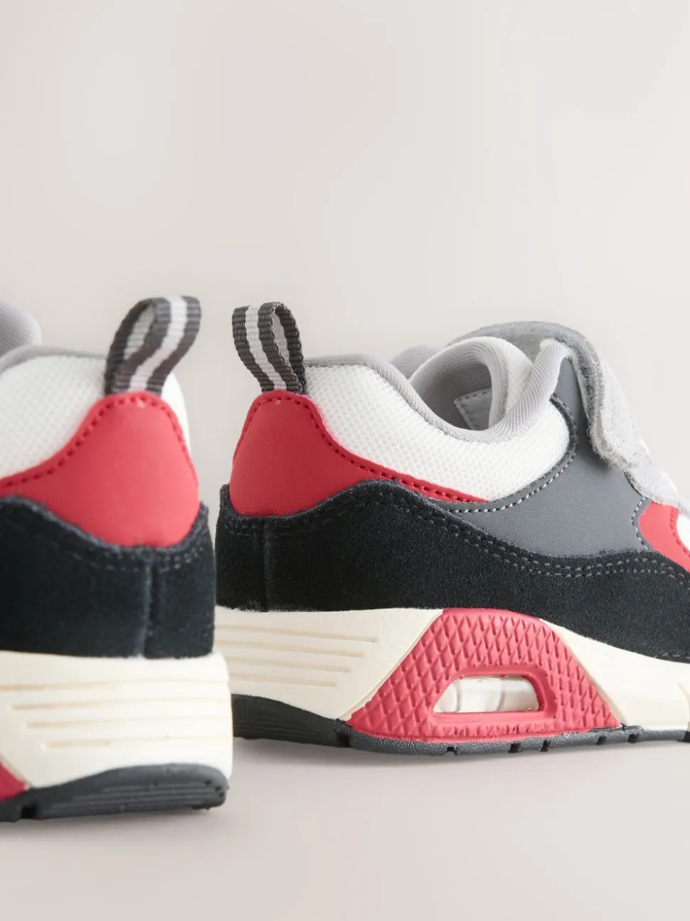 Zwart/rood - Elastische sportschoenen