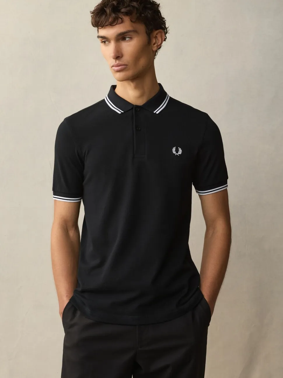 Zwart/wit - Fred Perry poloshirt met gestreepte rand
