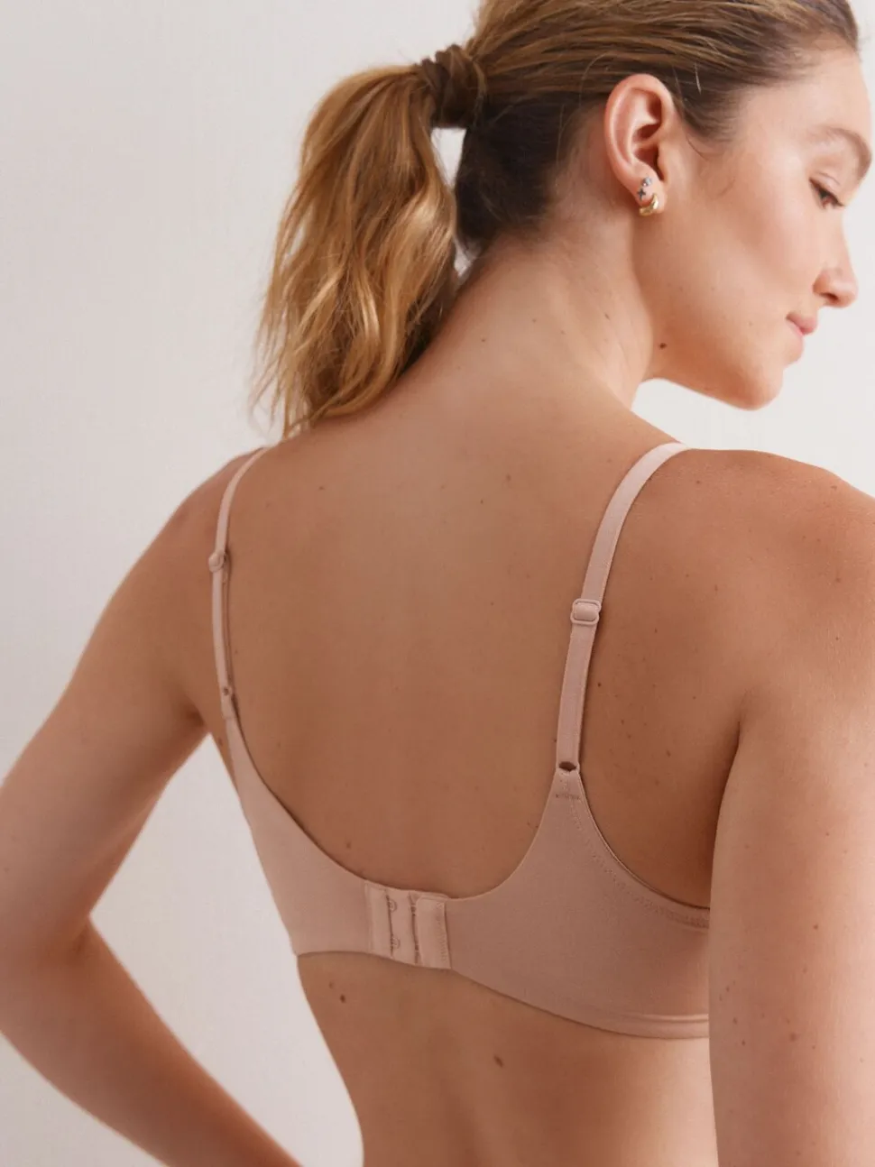Zwart/wit/praline huidskleur - A-E Ultimate Comfort Smoothing T-Shirt Beha's 3 Pak